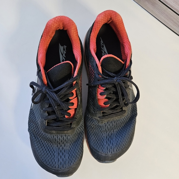 Womens Altra Running Shoes sz 10 - Picture 4 of 6